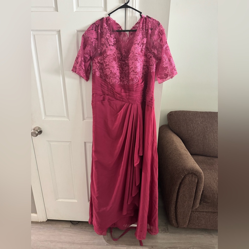 Beautiful Mother of Bride Dress- size 18
